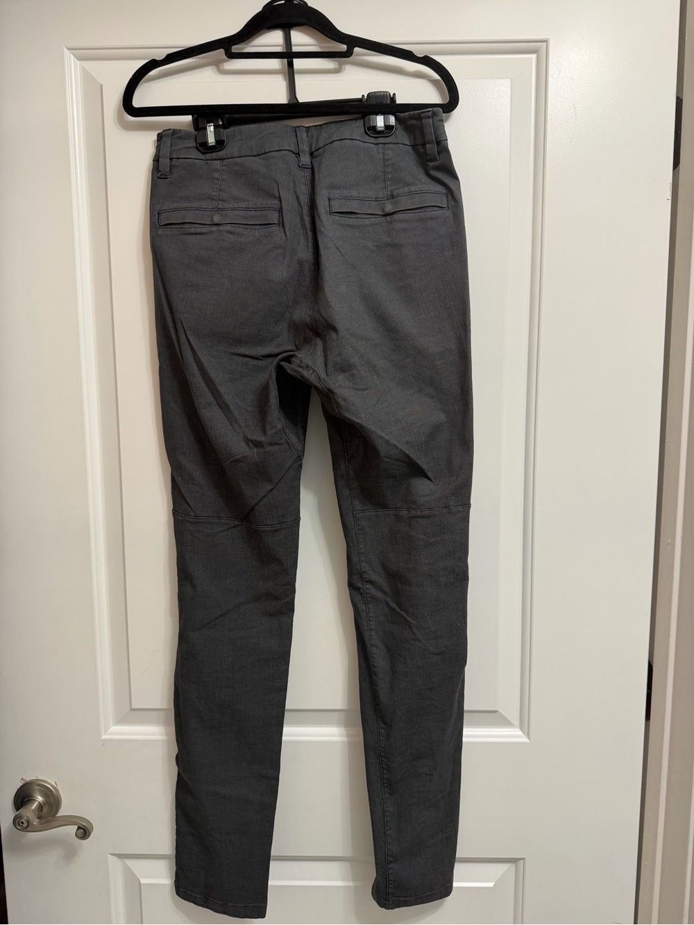 Lululemon Mens Commission Pant Slim Fit Dark Charcoal Gray Chino Size 28 - Picture 10 of 14